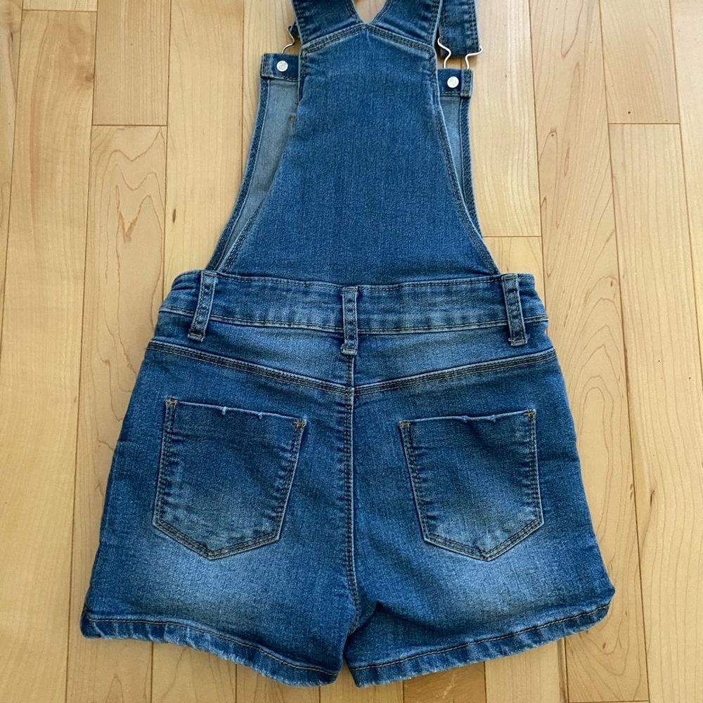 Girls Denim Shorts Overalls - Picture 2 of 3